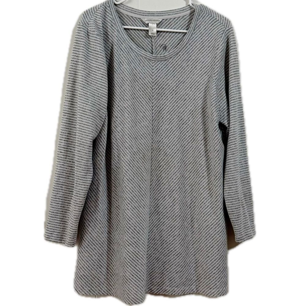 Christopher & Banks Gray Striped‎ Top